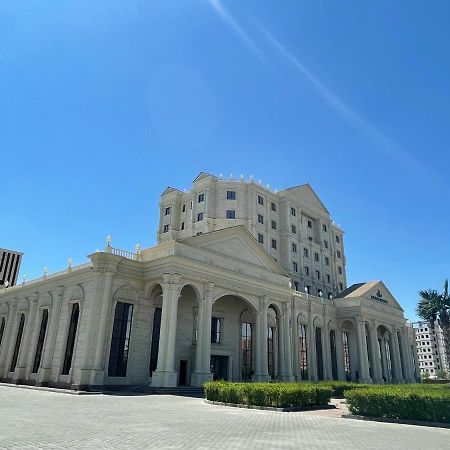 Sultan Palace Hotel Атирау Екстер'єр фото The new building of the university