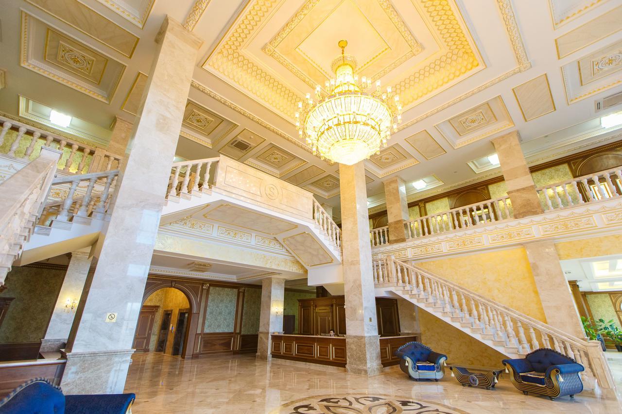 Sultan Palace Hotel Атирау Екстер'єр фото Interior of the hotel