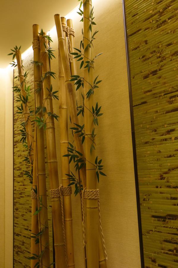 Sultan Palace Hotel Атирау Екстер'єр фото Bamboo